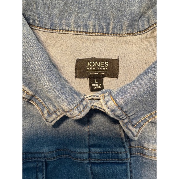 JONES NEW YORK SIGNATURE Denim Jacket Womens Size L Blue Jean Trucker Style - Picture 4 of 5